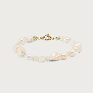 Mixed pearl beryl bracelet: pearls of 5 to 8 mm and 5 mm beryl beads with an 8 mm 14k gold clasp