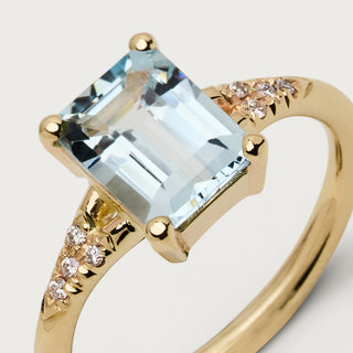 Viv aquamarine ring