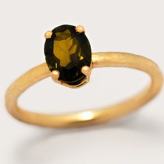 Oval solitair ring