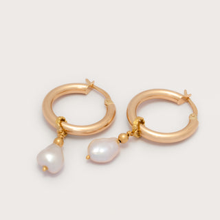 Single freshwater pearl hoops